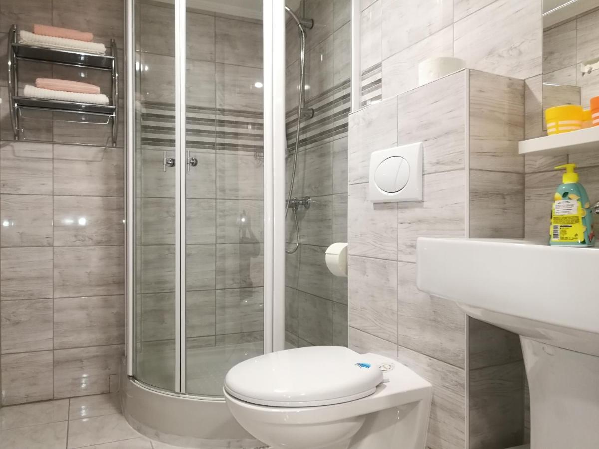 White Rose Apartment ブダペスト エクステリア 写真